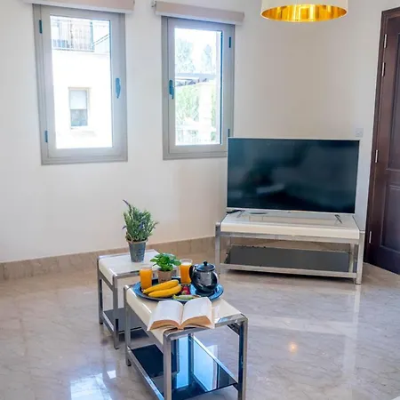 In Sleeps 6 Includes Swimming Pool And Air Con 5 Villa Mavroli